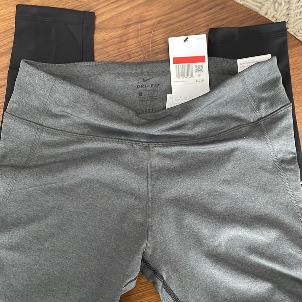 Nike leggings